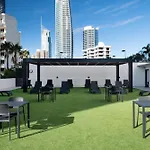 Luxury Apartment & Ocean View In Surfers Paradise